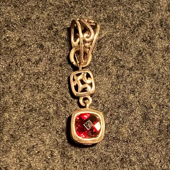 Sterling Silver Pendant with stone - Picture 2 of 3